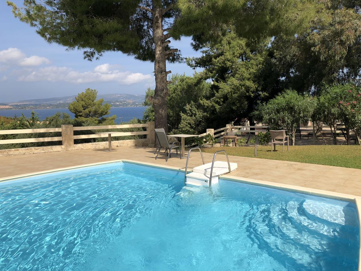 Belvista Luxury Apartments Argostoli  Exteriör bild