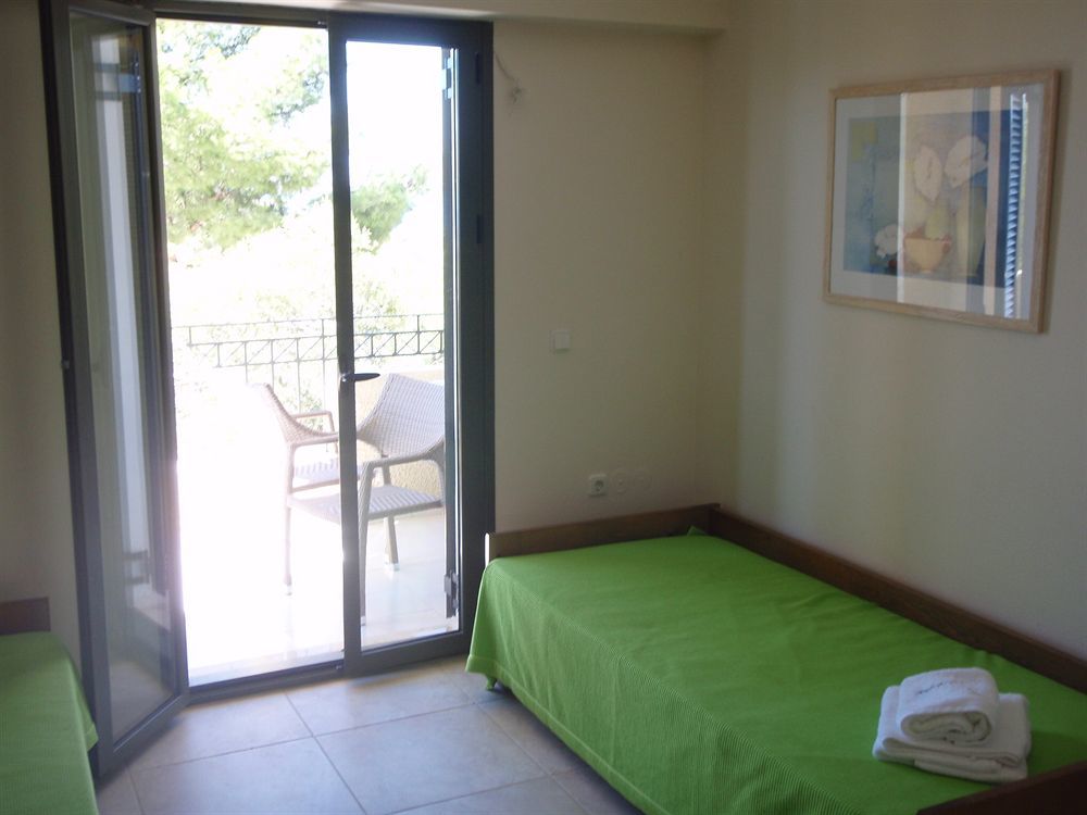 Belvista Luxury Apartments Argostoli  Exteriör bild