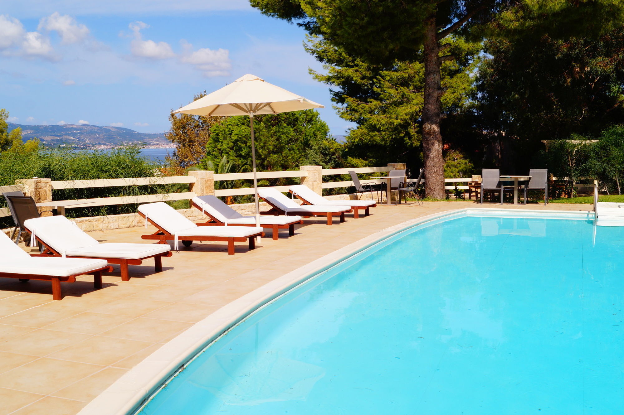 Belvista Luxury Apartments Argostoli  Exteriör bild