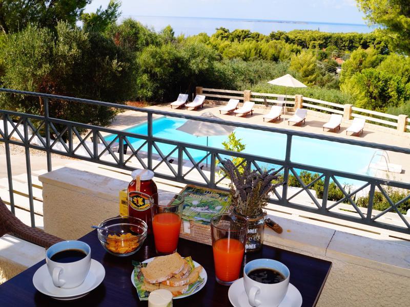 Belvista Luxury Apartments Argostoli  Exteriör bild